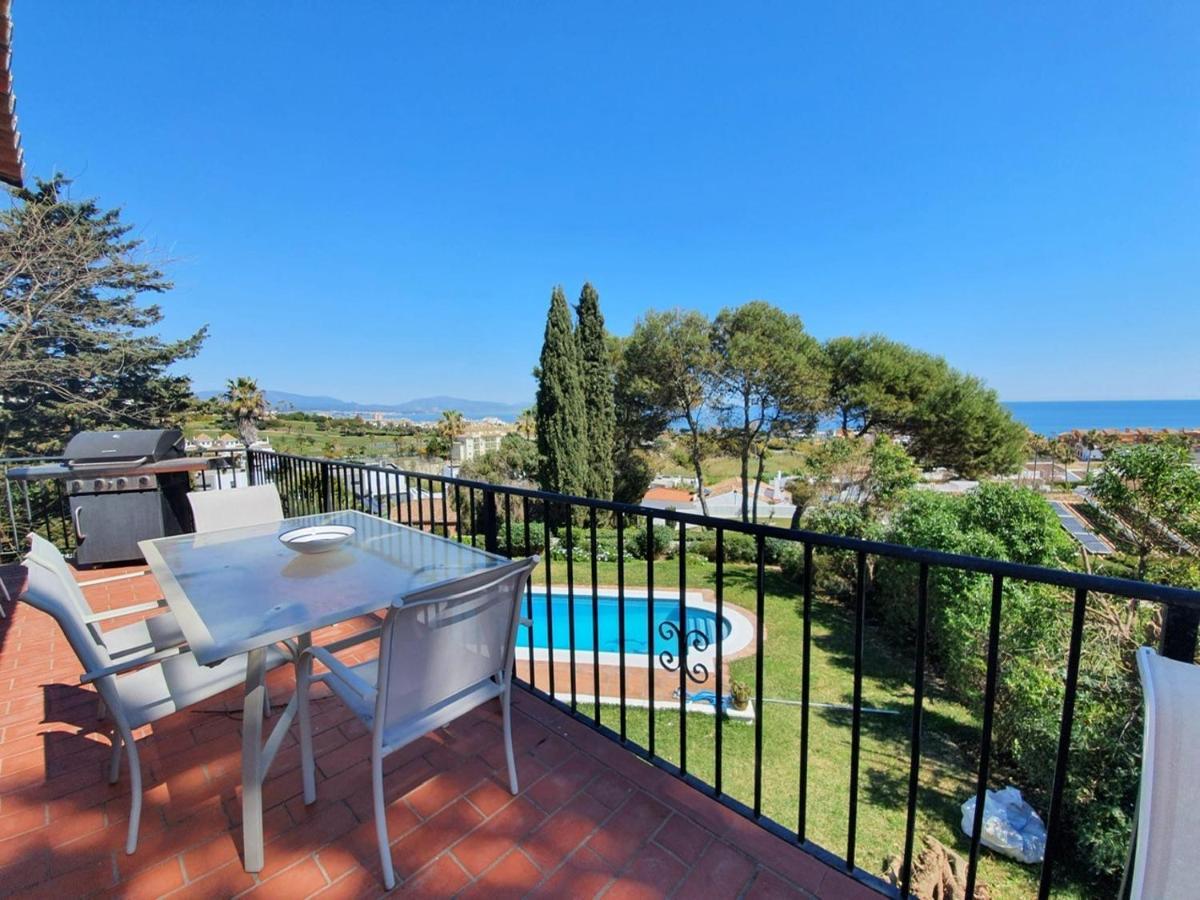 Beautiful 5 Bedroom Villa With Private Pool With Stunning Sea Views, Walking Distances To Shops Restaurants Beach Manilva Kültér fotó