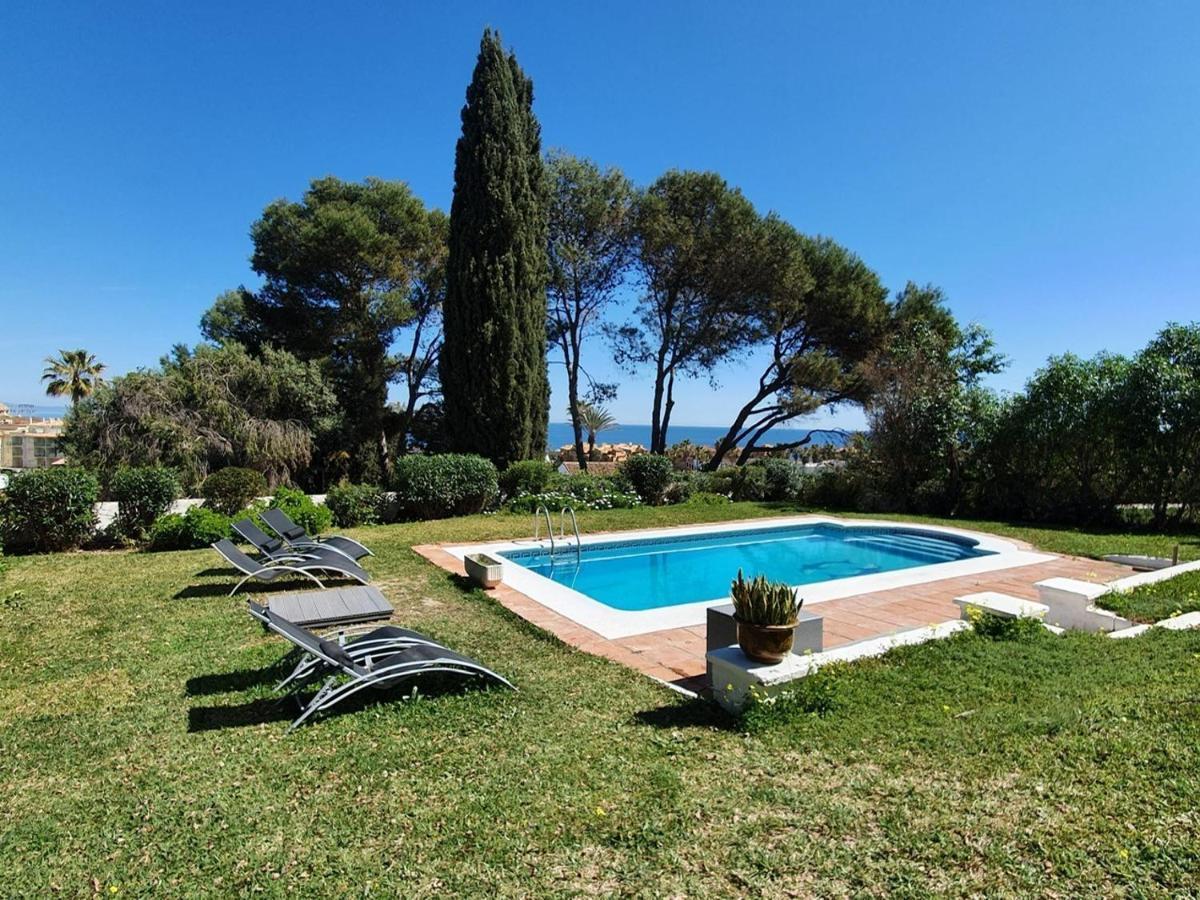 Beautiful 5 Bedroom Villa With Private Pool With Stunning Sea Views, Walking Distances To Shops Restaurants Beach Manilva Kültér fotó